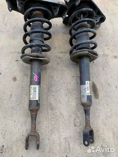 Стойка подвески передняя Audi A4 B7 2.0 BGB