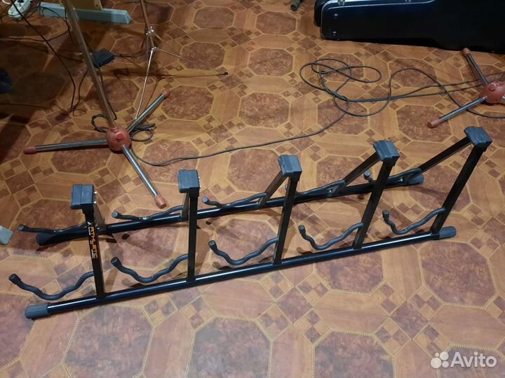 Стойки инструментальные, подставки,держатели