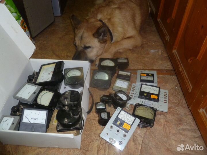 Радиолампы,радиодетали,реле,приборы времен СССР