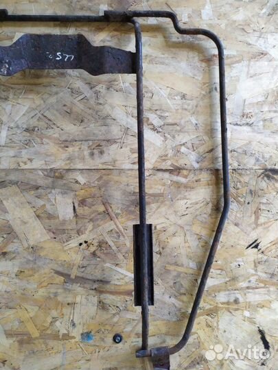 Крепление запасного колеса Mercedes Sprinter W903