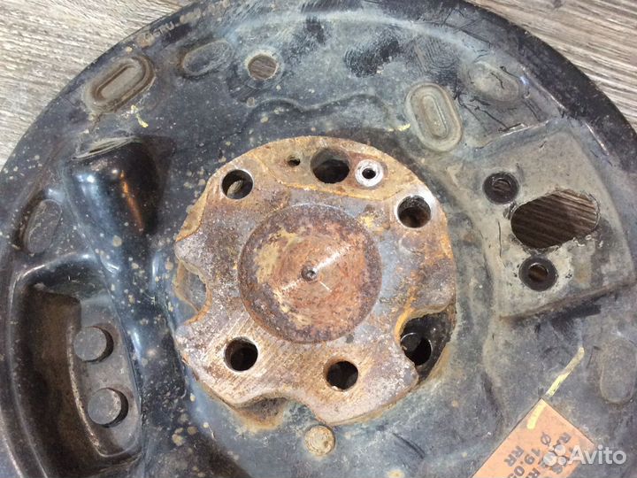 Ступица задняя правая Skoda Rapid Шкода Рапид