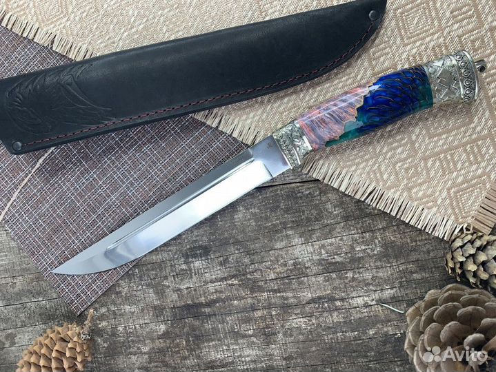 Туристический нож 