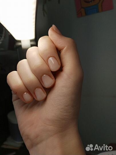 Модель на маникюр