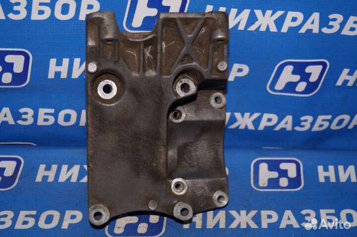 Кронштейн кондиционера Ford Focus 2 1.6 (hxdb)