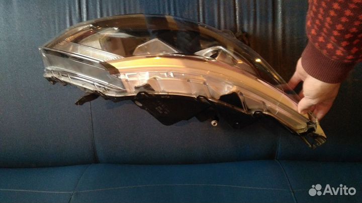 Nissan Qashqai Фара правая