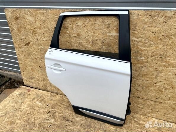 Дверь задняя правая Митсубиси Аутлендер 3 GF