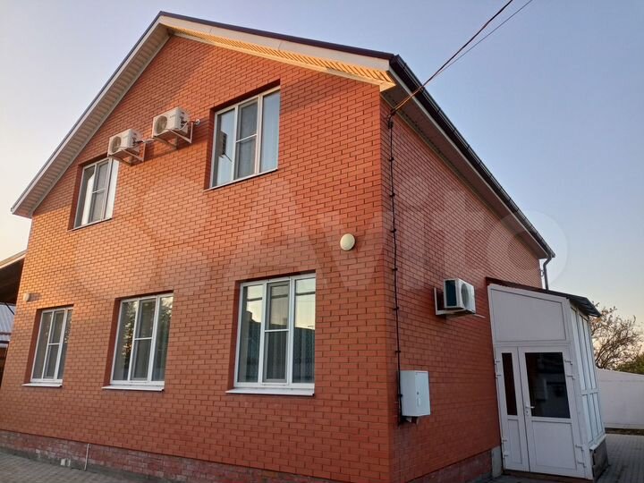 Дом 163 м² на участке 6,5 сот.