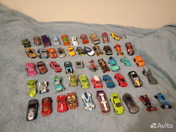 Hot wheels машинки