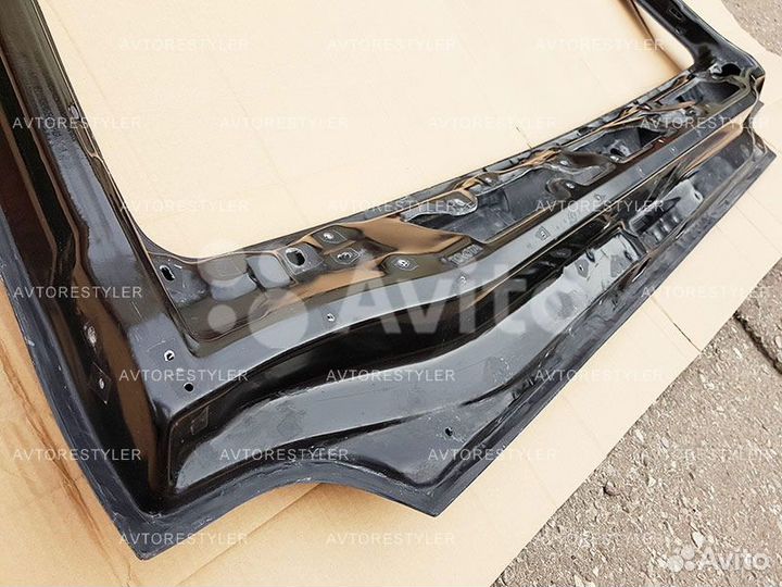 Крышка, дверь багажника Land Cruiser 100, LX470