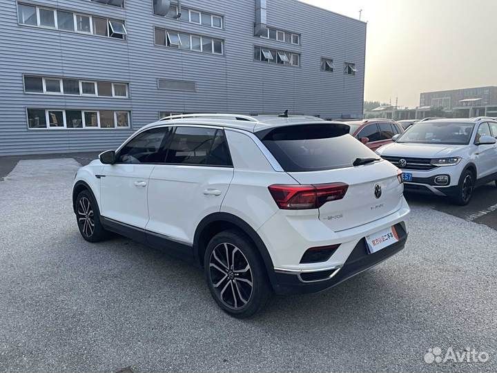 Volkswagen T-Roc 1.5 AMT, 2022, 21 356 км