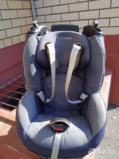 Автомобильное кресло