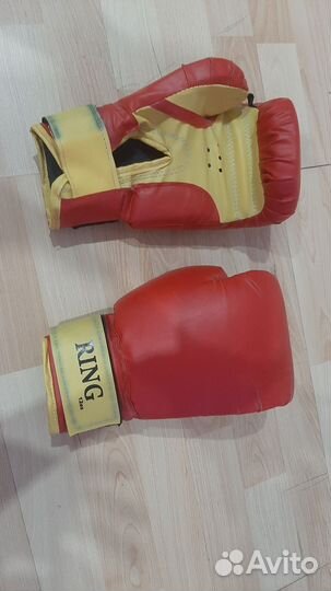 Боксерские перчатки 12 oz