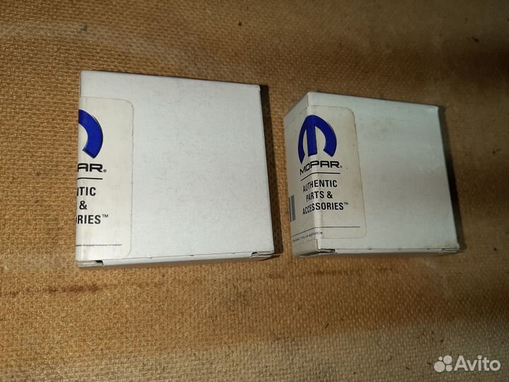 Сальники распредвалов (пара)