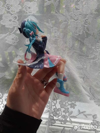 Аниме фигурка