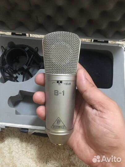 Студийный микрофон Behringer B-1