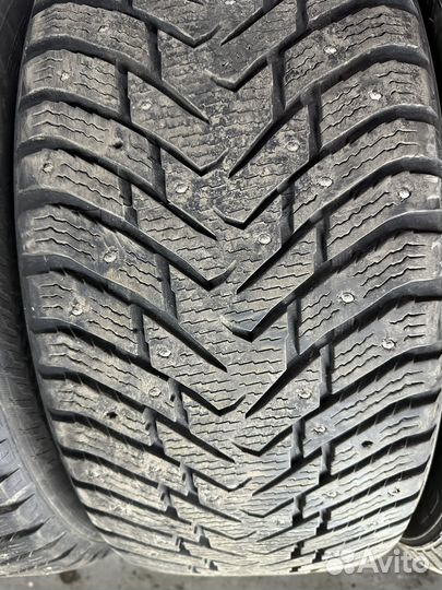 Nokian Tyres Hakkapeliitta 8 SUV 275/45 R21 110T