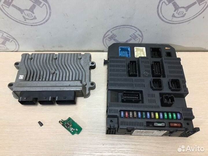 Комплект блоков запуска BSI эбу двс ключ Citroen