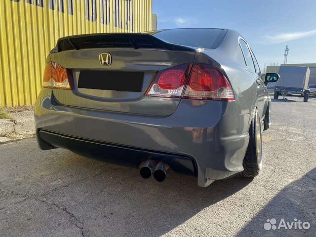 Honda civic 4D спойлер