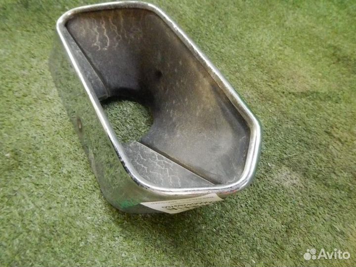 Насадка глушителя левая VW Touareg 3 (2018-н.в.)