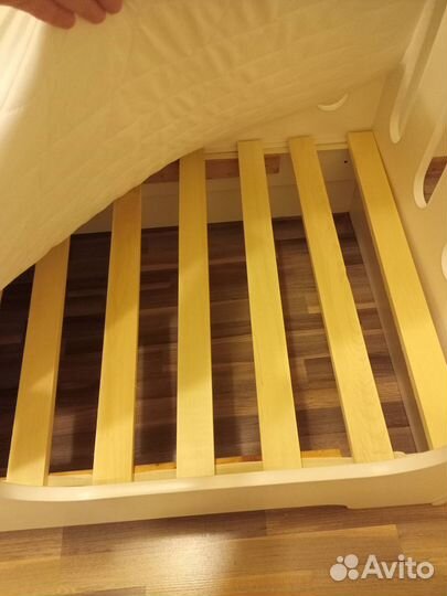 Детская кровать домик бу с матрасом