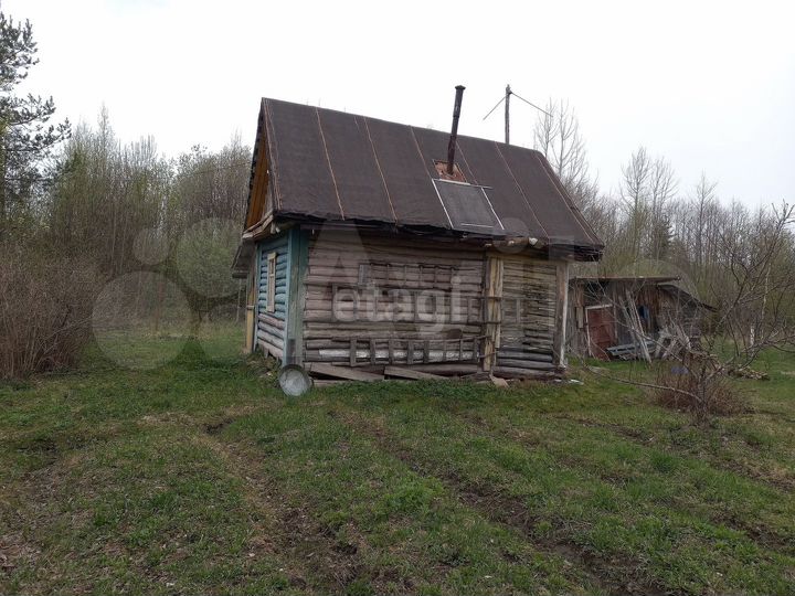 Дача 20 м² на участке 6 сот.