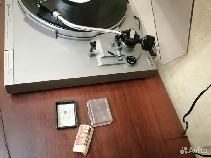 Проигрыватель Panasonic SL-H302