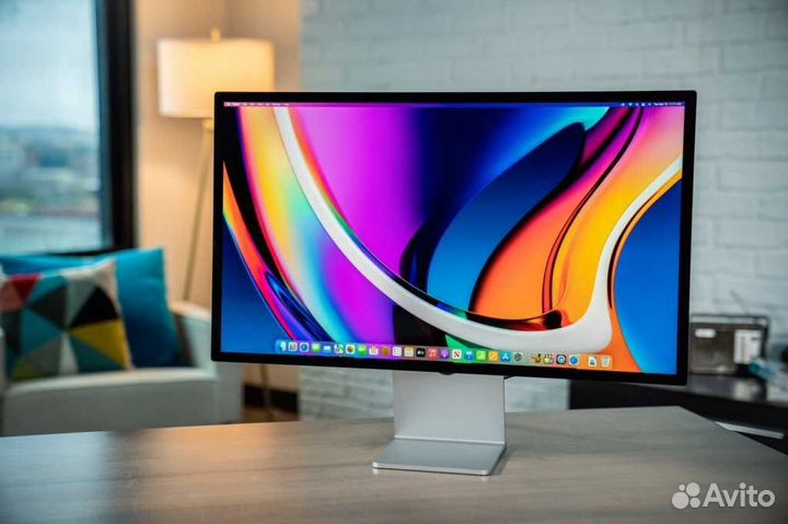 Apple Studio Standard Display 27” (2022)