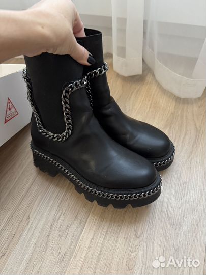 Ботинки guess