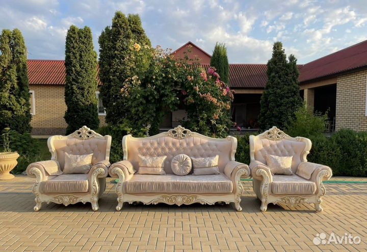 Диван и 2 кресла