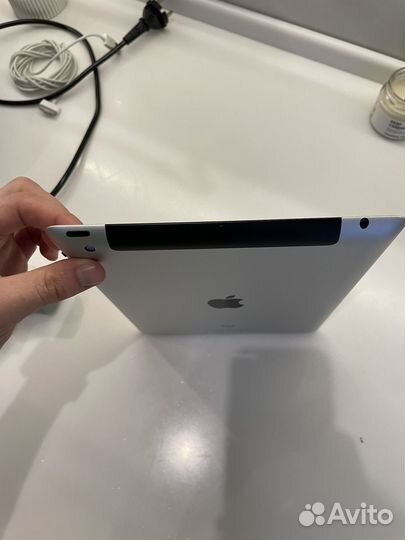 iPad 3 64gb wi fi LTE