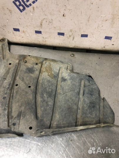 Защита боковая Mitsubishi Lancer седан 4G13 2006