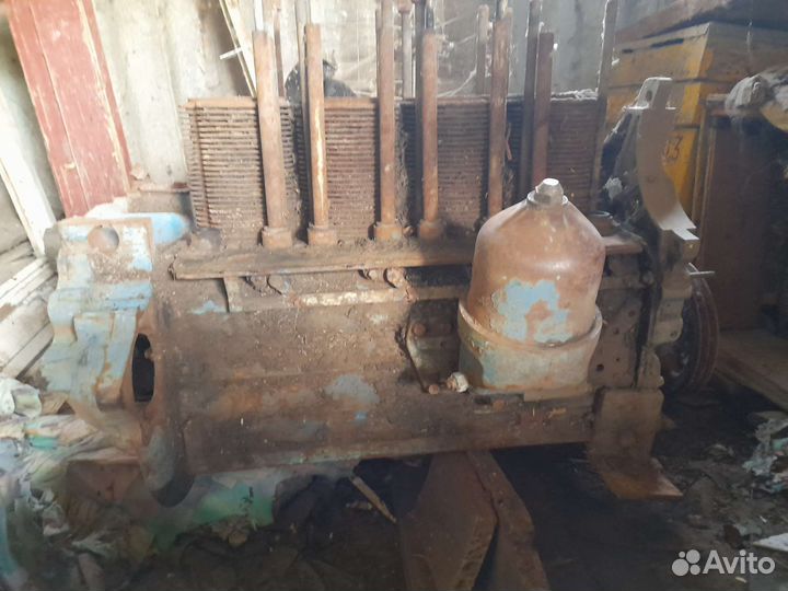 Двигатель на т 40