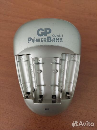 Зарядное устройство GP Power Bank Quick 3