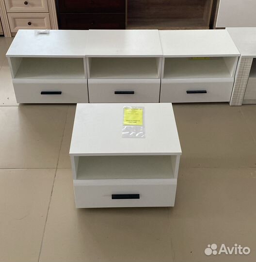 Тумба прикроватная в наличии