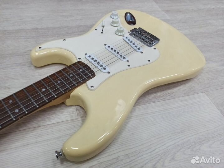 Электрогитара