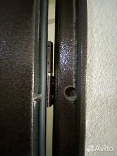 Дверь входная металлическая