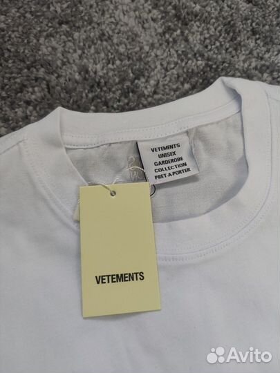 Футболка Vetements Call Me