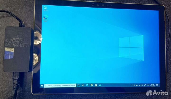 Планшет на Window Microsoft Surface Pro 4