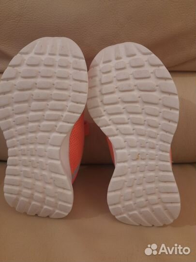 Кроссовки adidas