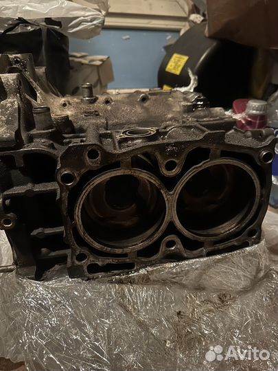 Шорт блок в сборе Subaru турбо 2.5 (EJ255)