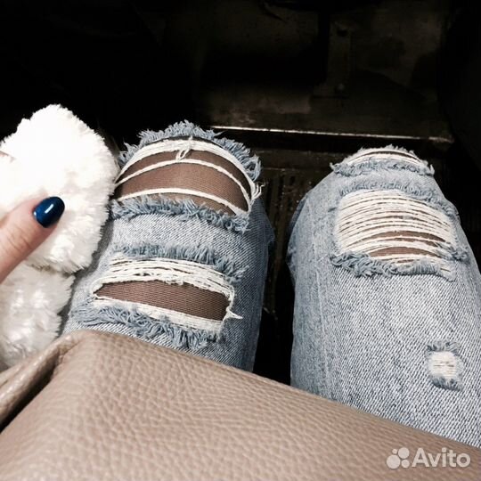 Джинсы bershka