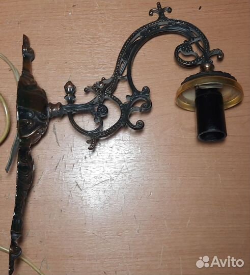 Настенный светильник бра