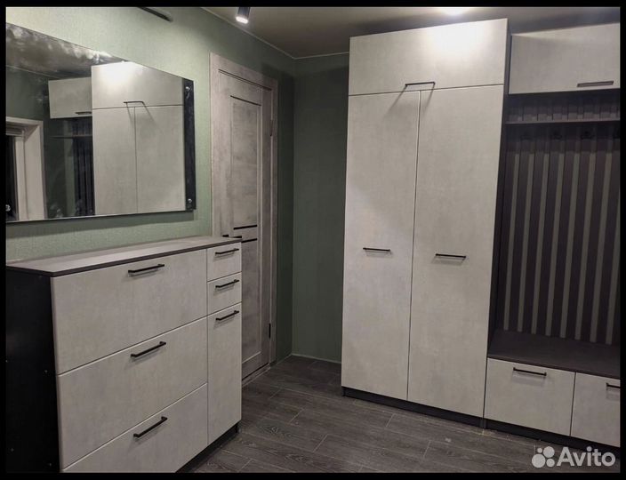 Шкаф в прихожую для одежды