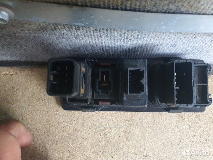 Блок управления светом Geely Mk седан MR4790A 2011