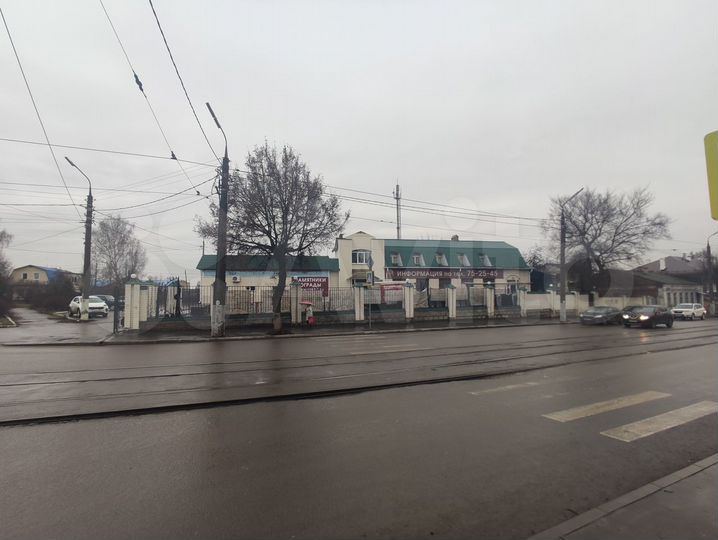 Здание, 446.2 м², с земельным участком