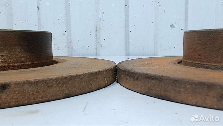 Диски тормозные передние VW Passat B3, B4, Golf 3