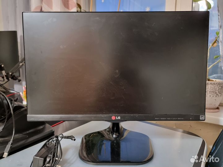 Монитор LG 23MP65HA