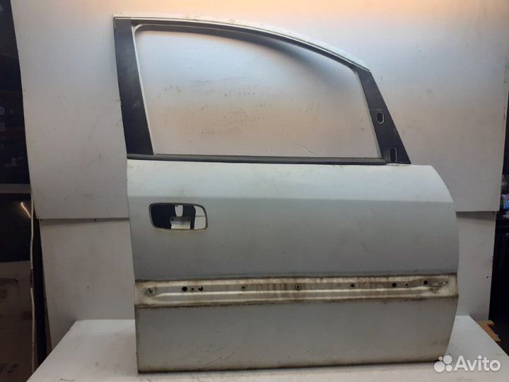 Дверь передняя правая Opel Zafira минивэн дизель