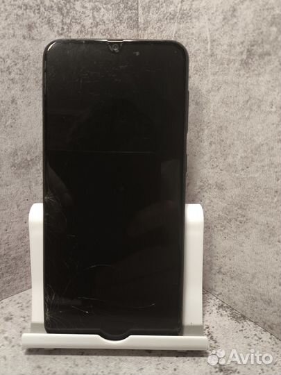 Samsung Galaxy A30, 3/32 ГБ