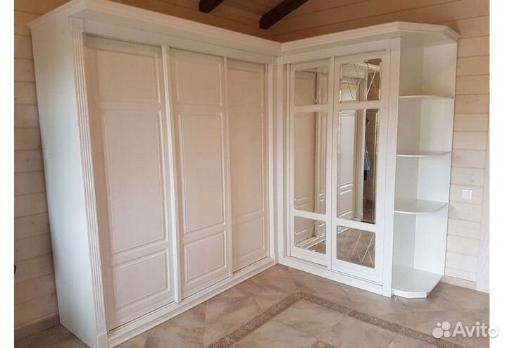 Шкаф распашной